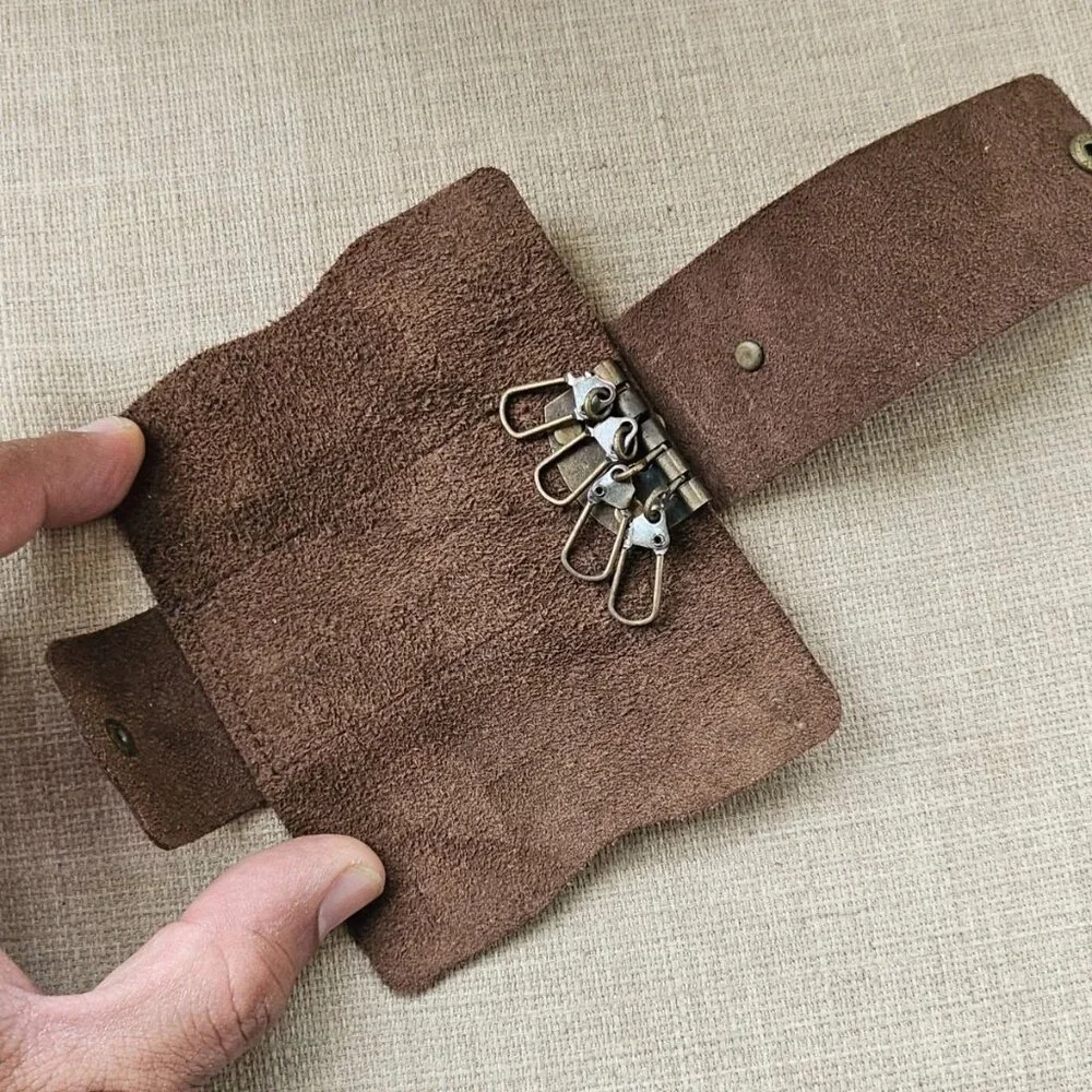 Handcrafted Keychain High Quality Genuine Leather 4 Keys Holder Key Fob New